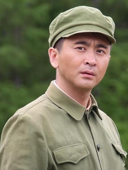 养父的花样年华剧情介绍_纵横剧情网