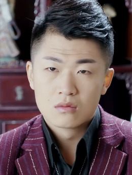 蜂鸟剧情介绍_纵横剧情网