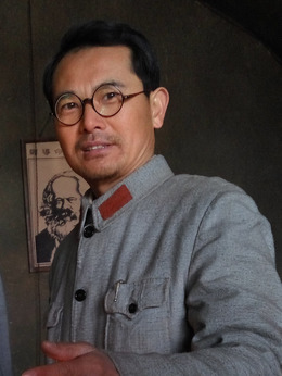 淬火成钢剧情介绍_纵横剧情网
