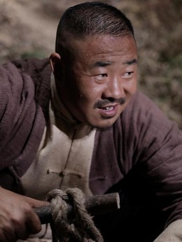 战火中的兄弟剧情介绍_纵横剧情网