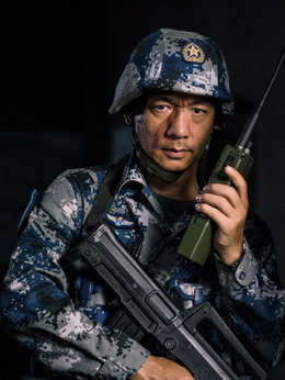 空降利刃剧情介绍_纵横剧情网