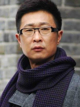 左轮手枪剧情介绍_纵横剧情网