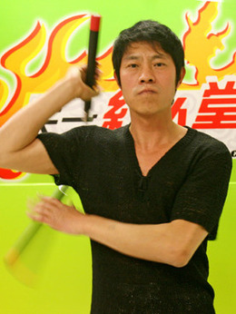 重振精武门剧情介绍_纵横剧情网