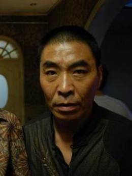 疯狂的赛车剧情介绍_纵横剧情网