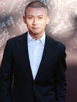 枪声背后剧情介绍_纵横剧情网