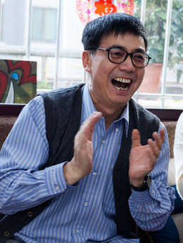 温暖的村庄剧情介绍_纵横剧情网