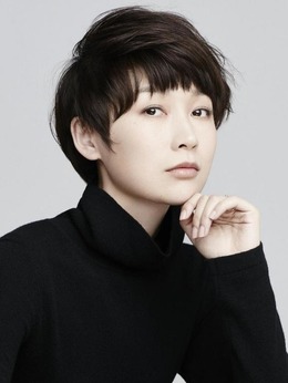 主妇也要拼剧情介绍_纵横剧情网