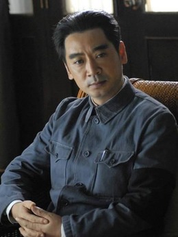 光荣与梦想剧情介绍_纵横剧情网
