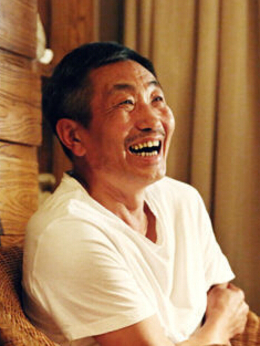跟我回家剧情介绍_纵横剧情网