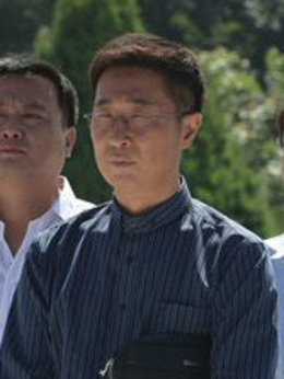 正午阳光剧情介绍_纵横剧情网