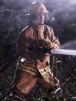 救火英雄剧情介绍_纵横剧情网