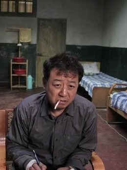 疯狂的石头剧情介绍_纵横剧情网