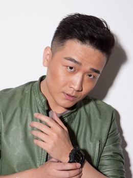 光荣的愤怒剧情介绍_纵横剧情网