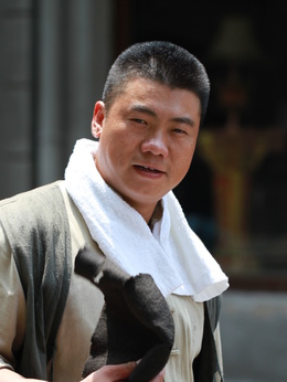 小旋风柴进之逼上梁山剧情介绍_纵横剧情网