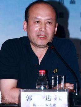 绝对底线剧情介绍_纵横剧情网