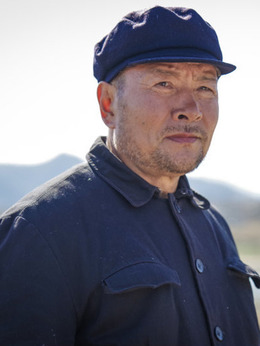 远方的山楂树剧情介绍_纵横剧情网