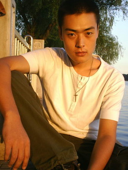 一个和八个剧情介绍_纵横剧情网