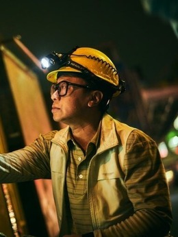 做工的人剧情介绍_纵横剧情网