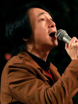 鲜花盛开的村庄剧情介绍_纵横剧情网
