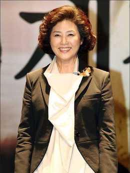 澡堂老板家的男人们剧情介绍_纵横剧情网
