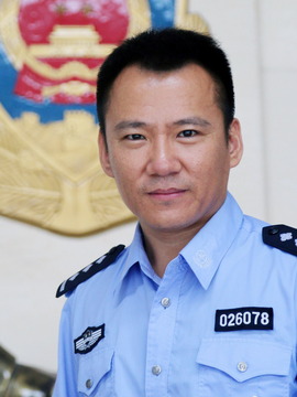 新刑警本色剧情介绍_纵横剧情网